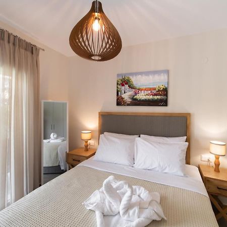 Deluxe Olga Apartments B Lefkada City Bagian luar foto