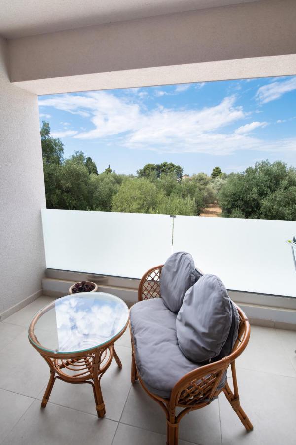 Deluxe Olga Apartments B Lefkada City Bagian luar foto